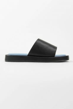 Outlet ✔️ Cupshe Coffee Run Black Wide Band Slide Sandals ⭐ -Cupshe Online Shop 3 3fc856d4 d291 4045 90e3 870f82c7f70b