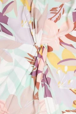 Discount 🎉 Cupshe Liliana Leafy Plunge Unique Hem Maxi Slip 👗 Dress 🔔 -Cupshe Online Shop 3 40a4c71e a2b2 4e81 99a0 58e6b120e10f