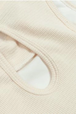 Buy 🤩 Cupshe Tamara Waffle Cut-out Back Crop Sports Bra 🧨 -Cupshe Online Shop 3 4 02bc8ce0 32ca 4ec6 b0ae 9fd015be285a