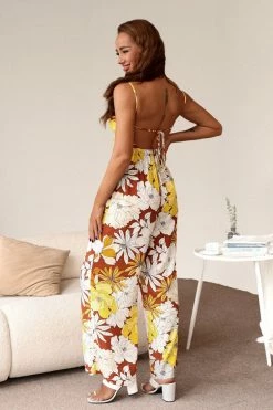 Coupon ✔️ Cupshe Serenity Floral Elastic Waist Criss Cross Jumpsuit 🧨 -Cupshe Online Shop 3 4 611013df e3c7 4a54 afbb 3af949f8a033