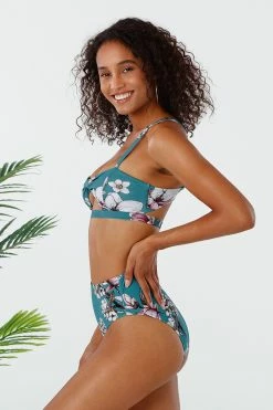 Budget 🤩 Cupshe Blue Floral Twist Cutout High Waisted 👙 Bikini 🔔 -Cupshe Online Shop 3 58f2ac37 a696 4536 9d46 252161efb122