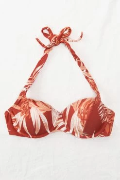 Hot Sale ⌛ Cupshe Tropic Escape Underwire Halter 👙 Bikini Top 🌟 -Cupshe Online Shop 3 63567c69 c5b9 4121 8642 4ff056678a31