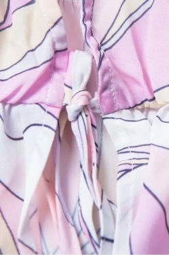 Wholesale 👍 Cupshe Samantha Bell Sleeve Tie Waist Cover Up 🛒 -Cupshe Online Shop 3 6469317b f761 4aff 95fd e42a2ea2a00b