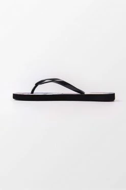 Deals ✔️ Cupshe Getaway Tropical Flip Flops 🤩 -Cupshe Online Shop 3 6525a198 3b93 40a8 82f7 c47fb09819c2