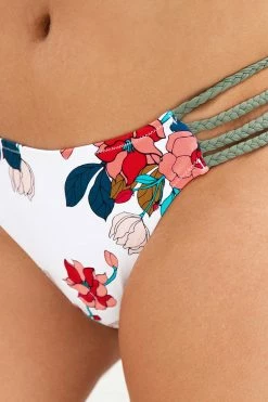 Budget ⭐ Cupshe Hailee Knotted Front and Strappy 👙 Bikini 🛒 -Cupshe Online Shop 3 7171b1c6 c5ac 43b8 b22d 45d09af04738