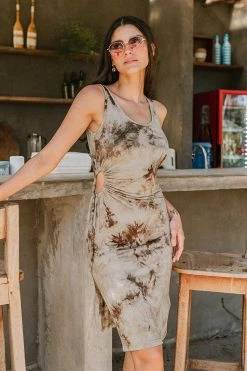 Buy ⭐ Cupshe Kasandra Cut Out Scoop Bodycon 👗 Dress 💯 -Cupshe Online Shop 3 7825f3e8 a747 461b 906b fbf695cee886