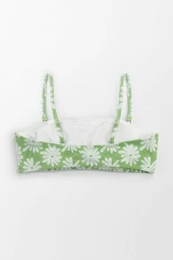 Best Pirce 👏 Cupshe Light Green Floral Bandeau 👙 Bikini Top 🧨 -Cupshe Online Shop 3 85abde8c b087 4fb5 89e5 f608ec58605e