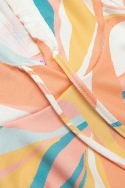 Promo ❤️ Cupshe Mindy Leafy Backless Hoodie ✔️ 12 Promo ❤️ Cupshe Mindy Leafy Backless Hoodie ✔️ -Cupshe Online Shop 3 8b98f2a9 7991 4b16 b461 2c288cd8ff56