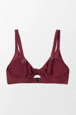 Best Pirce 🔥 Cupshe Piper Twist Keyhole 👙 Bikini Top 🌟 7 Best Pirce 🔥 Cupshe Piper Twist Keyhole 👙 Bikini Top 🌟 -Cupshe Online Shop 3 969b2e47 75e9 4755 a80e 902199d77035