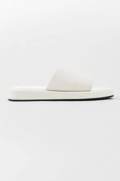 Outlet 🔔 Cupshe Coffee Run Wide Band Slide Sandals 🤩 -Cupshe Online Shop 3 9d244d12 2e68 46f7 a1e1 90d6feb6b114