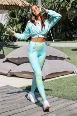 Coupon π Cupshe Serenity Tie Dye Drawstring Crop Hoodie π 11 Coupon π Cupshe Serenity Tie Dye Drawstring Crop Hoodie π -Cupshe Online Shop 3 a2bbb718 a484 4a05 9460 6c489ed26fac