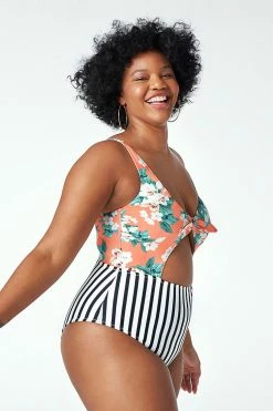 Buy 🎉 Cupshe Floral and Striped Cutout Knotted Plus Size One Piece 🩱 Swimsuit 👍 -Cupshe Online Shop 3 df998d7a 9843 4b48 ae41 3e1d52443225