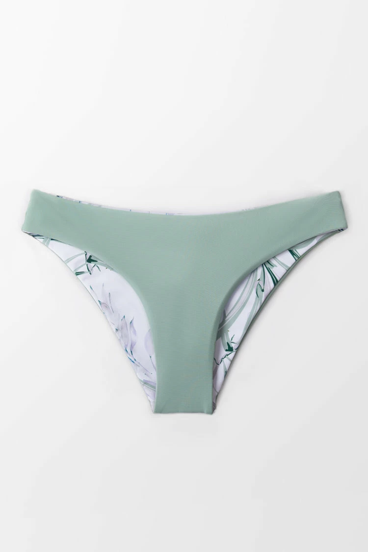 Brand new π Cupshe Reversible Low Rise π Bikini Bottom β¨ 5 Brand new π Cupshe Reversible Low Rise π Bikini Bottom β¨ - Image 5