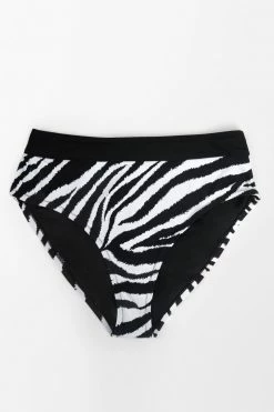 Wholesale 👏 Cupshe Joelle Zebra Striped Plus Size 👙 Bikini Bottom ⭐ -Cupshe Online Shop 3 f5cf6393 32a1 4496 97cf d9deaccfe996