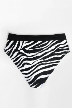 Wholesale 👏 Cupshe Joelle Zebra Striped Plus Size 👙 Bikini Bottom ⭐ -Cupshe Online Shop 4 042320cb f990 4dc8 a20d 1598df3fa1ad