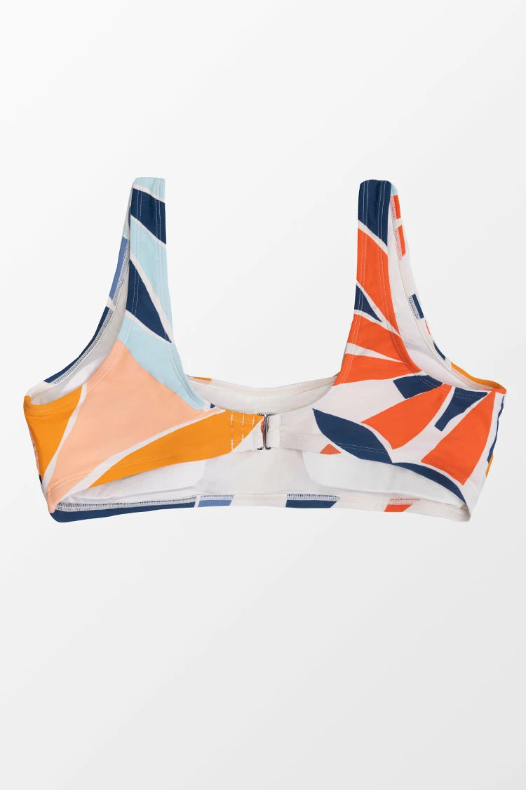 Best reviews of ✔️ Cupshe Desiree Tropical Scoop Back Hook Plus Size 👙 Bikini Top 🎉 4 Best reviews of ✔️ Cupshe Desiree Tropical Scoop Back Hook Plus Size 👙 Bikini Top 🎉 - Image 4