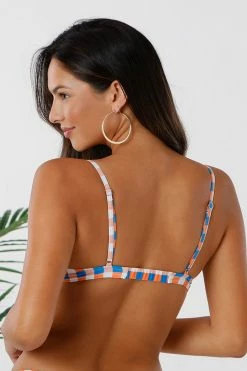 Cheap 🎁 Cupshe Tricolored Plaid Knotted 👙 Bikini Top 🎉 -Cupshe Online Shop 4 3b9177d0 0b62 43f4 ab1f 6599499dd4bc