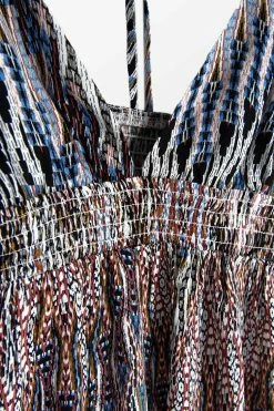 Deals 🧨 Cupshe Boho Plunging V-Neck 👗 Dress 🛒 -Cupshe Online Shop 4 437190aa 3a3a 4d0b a337 5cf9c0350aa8