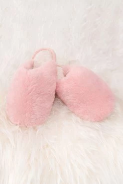 Wholesale 🔥 Cupshe Lucky Faux Rabbit Fur Fluffy Slippers 👍 -Cupshe Online Shop 4 483bcc51 70a9 405c a839 4cc85e1b6ad2