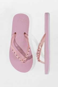 Hot Sale 🌟 Cupshe Madeira Beach Animal Print Flip Flops 😍 -Cupshe Online Shop 4 6505237e d174 422e bafe b71ac8e947c9