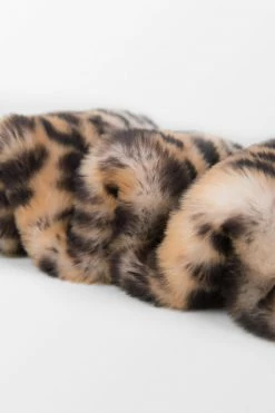 Discount ⭐ Cupshe Winter Escape Leopard Criss Cross Scarf 👏 -Cupshe Online Shop 4 72ed2632 4076 4c32 965a 61138d651611