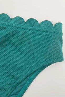 Hot Sale 🔥 Cupshe Seaside Holiday Scalloped Bralette and Hipster 👙 Bikini Set ✔️ -Cupshe Online Shop 4 91aae16c c45a 4203 8738 e8c7a32b4772