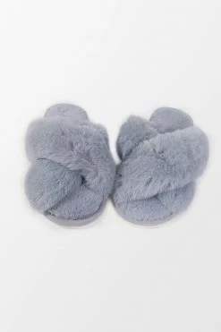 Best Pirce 🔥 Cupshe Karter Grey Cross Strap Fluffy Slippers ❤️ 7 Best Pirce 🔥 Cupshe Karter Grey Cross Strap Fluffy Slippers ❤️ -Cupshe Online Shop 4 9bf27c4e ca89 45a7 a12d 4fa1c311239e