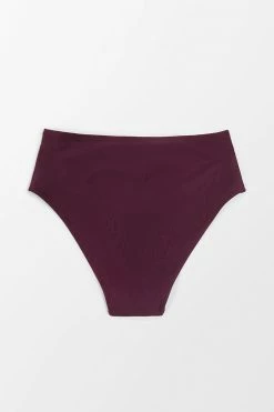 Best Pirce 🎁 Cupshe Shangrila Solids Folded High Waist 👙 Bikini Bottom ✔️ 7 Best Pirce 🎁 Cupshe Shangrila Solids Folded High Waist 👙 Bikini Bottom ✔️ -Cupshe Online Shop 4 c1233796 c5cb 4e05 8b29 e2edb503bc4f