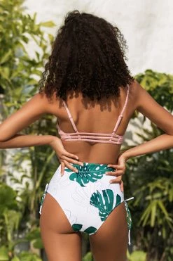 Hot Sale ✔️ Cupshe Light Pink Strappy Back 👙 Bikini Top 😀 -Cupshe Online Shop 4 d8aac7cb 4873 46b2 b14b bdf2fcbaf14d