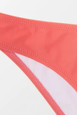 New ❤️ Cupshe Briella Triangle Striped and Peachy Crisscross 👙 Bikini ✔️ -Cupshe Online Shop 4 ec1eb786 2bd1 422d 8190 b70487efc4ea