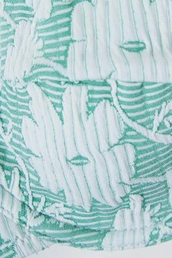 Best Pirce 🤩 Cupshe Jane Floral Underwire Criss Cross 👙 Bikini Top 🛒 -Cupshe Online Shop 5 2a9bca35 33ce 4ae1 8cd2 269840f89a78