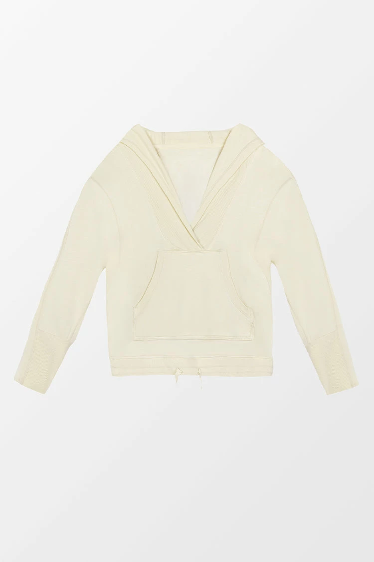 Outlet ✔️ Cupshe Gemma Beige Long Sleeve Drawstring Hoodie 🛒 5 Outlet ✔️ Cupshe Gemma Beige Long Sleeve Drawstring Hoodie 🛒 - Image 5