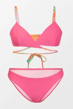 Discount 🧨 Cupshe Floral Impressions Reversible Triangle and Hipster 👙 Bikini Set ⭐ -Cupshe Online Shop 6 ff9c854f 33ef 4e48 925a 917b10863707