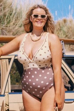 Best Sale 🔥 Cupshe Annabel Polka Dot Plus Size One Piece 🩱 Swimsuit 😀 -Cupshe Online Shop APL0039EA 1