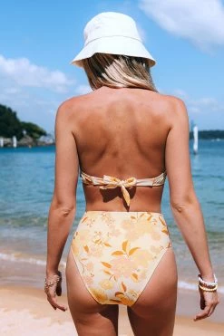 Wholesale ✨ Cupshe Cassie Floral O-ring Halter 👙 Bikini 🛒 -Cupshe Online Shop ASF0248ER 2