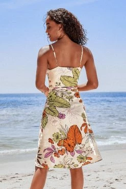 Outlet ✨ Cupshe Sylvia Floral Wrap 👗 Dress ✔️ -Cupshe Online Shop CSN0025EY 2