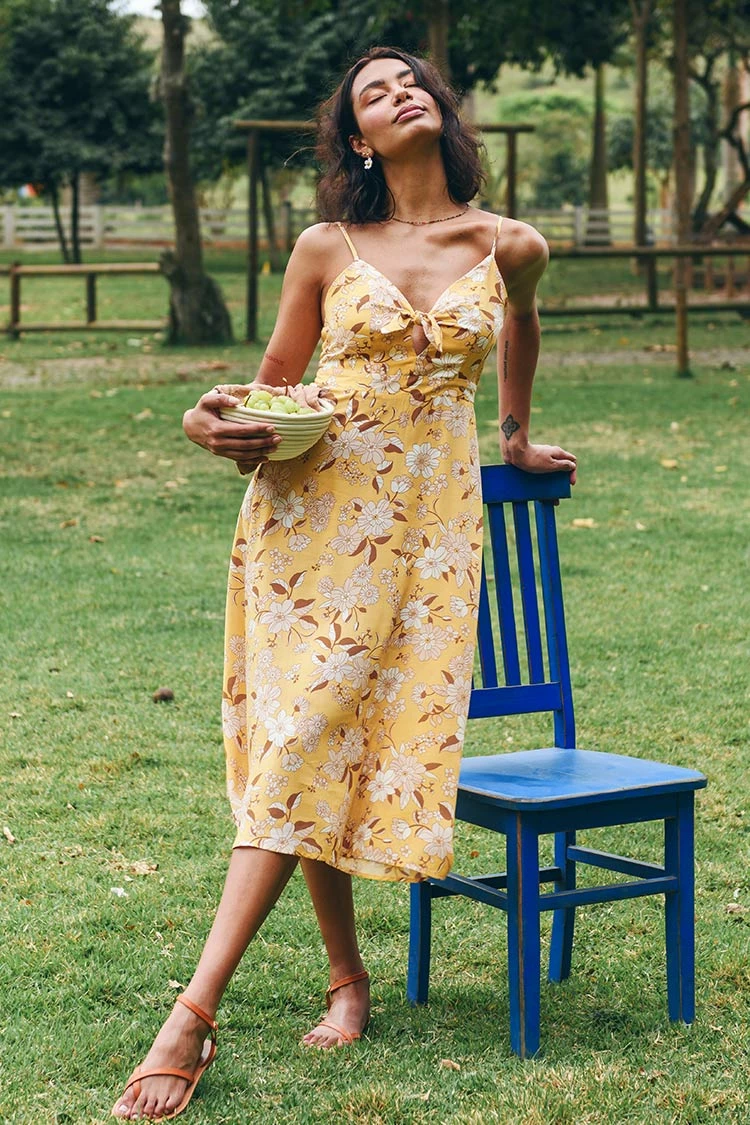 Hot Sale 👏 Cupshe Bryanna Floral Cut Out Tie 👗 Dress 😍 1 Hot Sale 👏 Cupshe Bryanna Floral Cut Out Tie 👗 Dress 😍