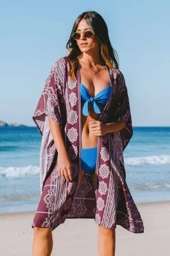 Brand new β€οΈ Cupshe Paulina Geo Print Split Kimono βοΈ