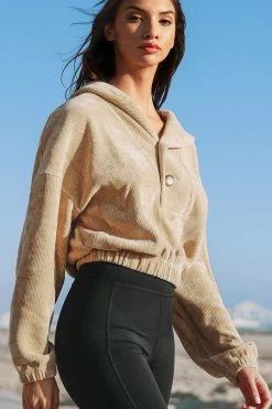 Coupon 🎉 Cupshe Cerise Half Placket Button Front Sweatshirt 🛒